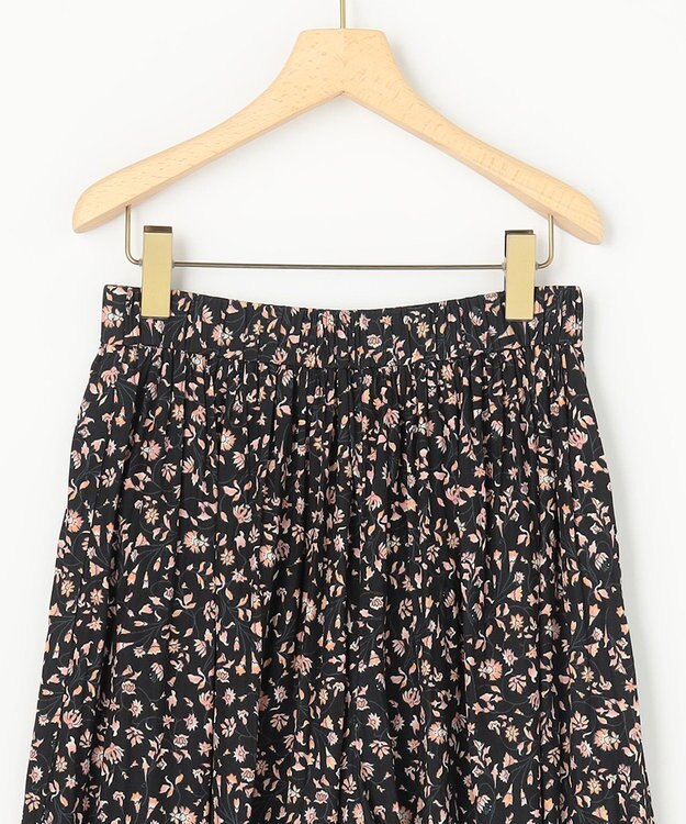 組曲 L ギャザーライトデシン パンツ ブラック×ピンクフラワー系