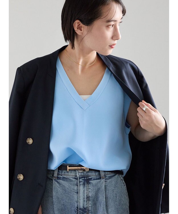Te chichi Vネックニットベスト サックスブルー