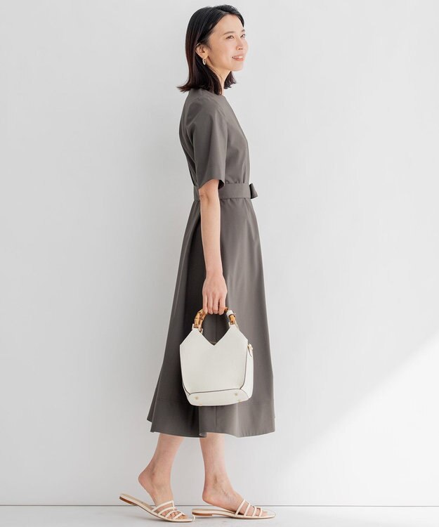 23区 L 【洗える】プレーンストレッチタフタ フレア ワンピース グレー系