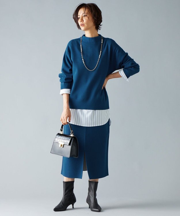 自由区 【WEB限定カラーあり】【セットアップ対応・洗える】レーヨンストレッチモックネック ニット リッツブルー×シャンパン