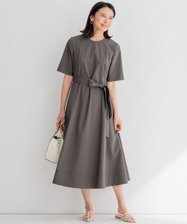 23区 L 【洗える】プレーンストレッチタフタ フレア ワンピース グレー系