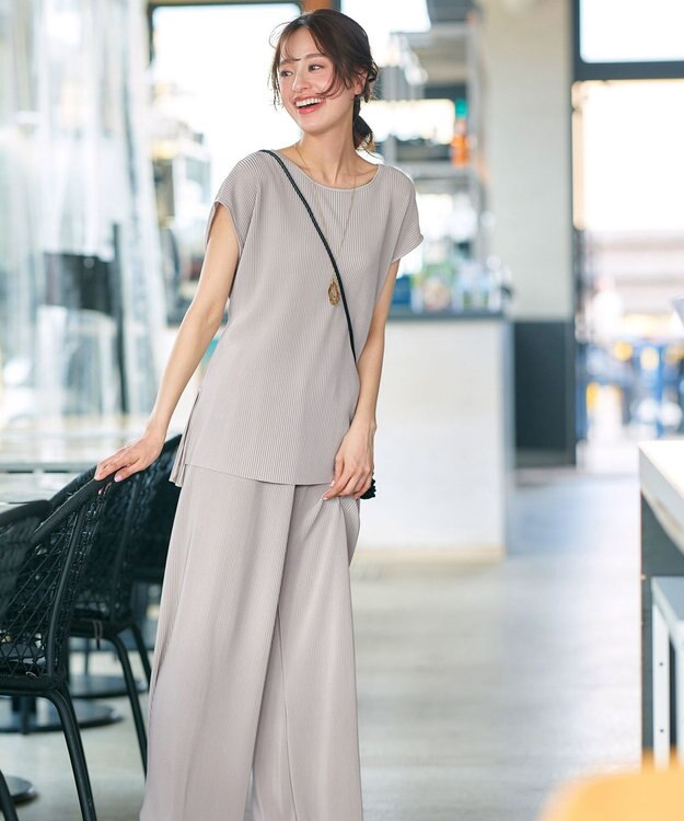 Tiaclasse 【2点セット・新色追加・洗える】クリスタルプリーツセットアップ グレージュ