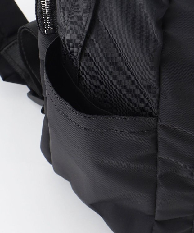 Y'SACCS フロントポケットベーシックリュック ブラック