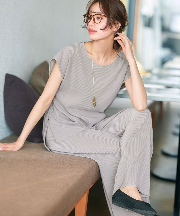 Tiaclasse 【2点セット・新色追加・洗える】クリスタルプリーツセットアップ グレージュ