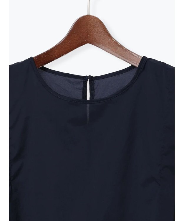 Te chichi シアーナイロンブラウス ネイビー