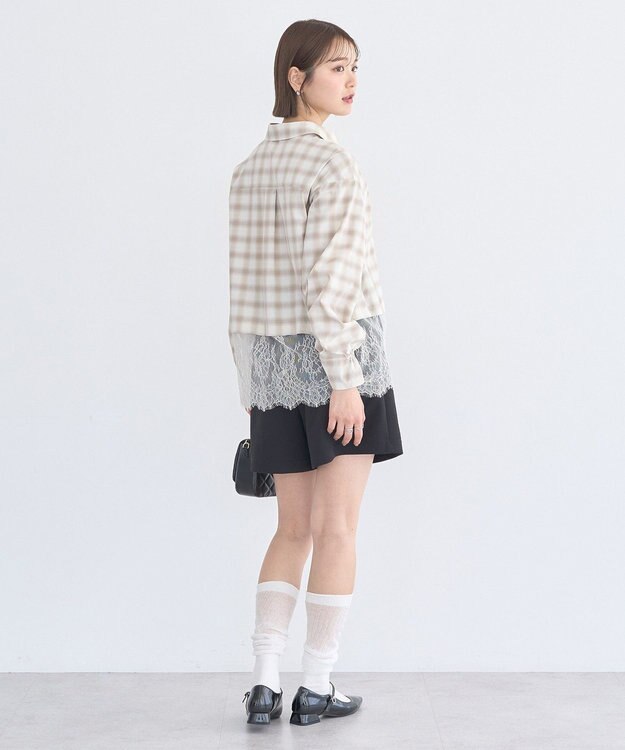 earth music&ecology 適ON レースヘムシャツ Off White