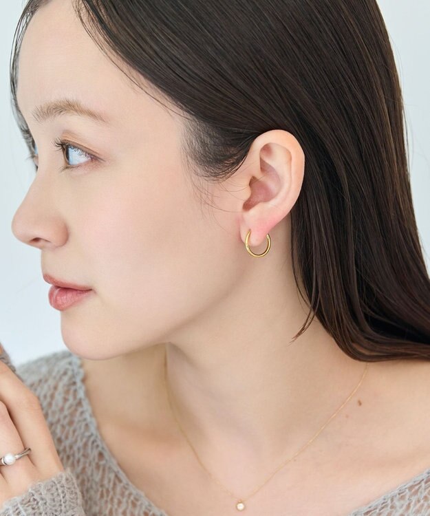 Phoebe 〈金属アレルギー対応〉バランスパールフープイヤリング　ゴールド/ステンレス/大ぶり/存在感◎/主役級 ゴールド