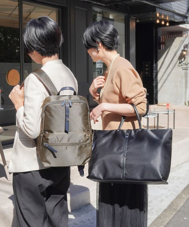 ACE BAGS & LUGGAGE PROGRES プログレ ミュー リュックサック ボトルホルダー エアメッシュ素材 背面ポケット 17394  リュックサック レディース ユーティリティポケット カーキ