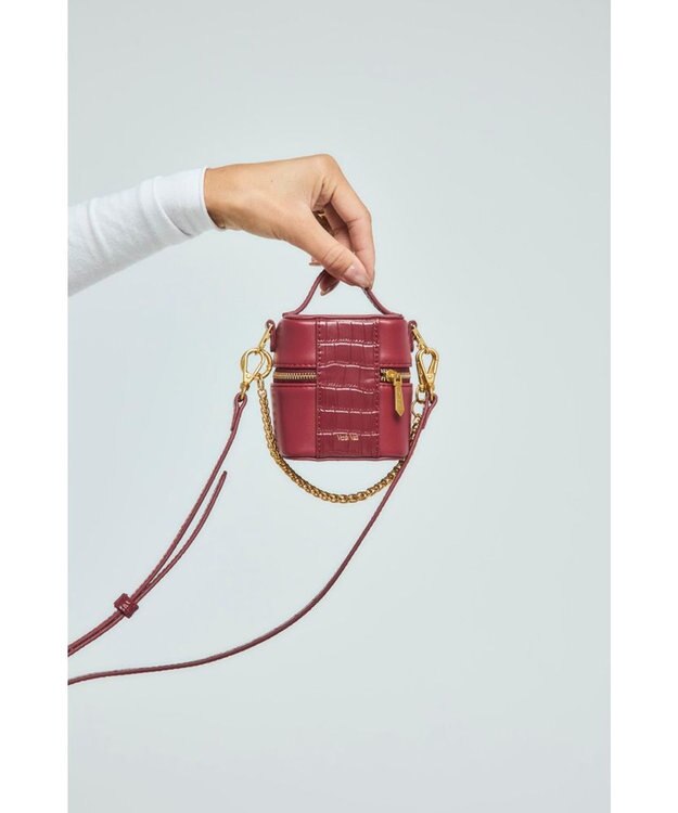 style code 【VerdeVari/ヴェルデヴァリ】TINY VANITY BAG レッド