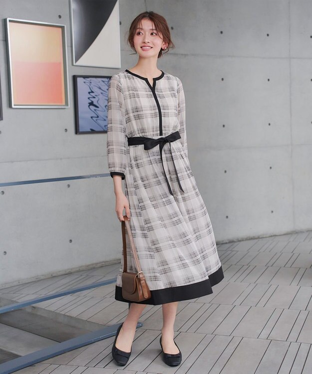 Tiaclasse L シアーチェック配色ワンピース オフホワイト