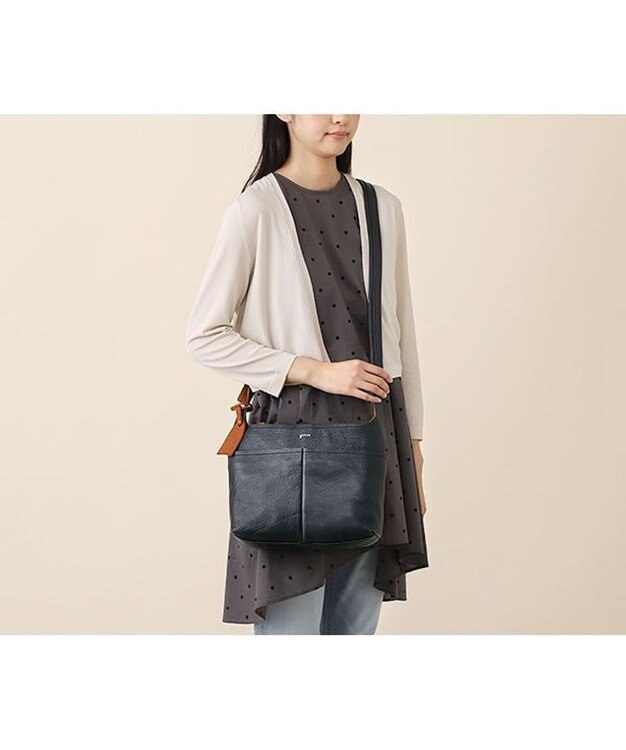 genten タスカ ショルダーバッグ ネイビー