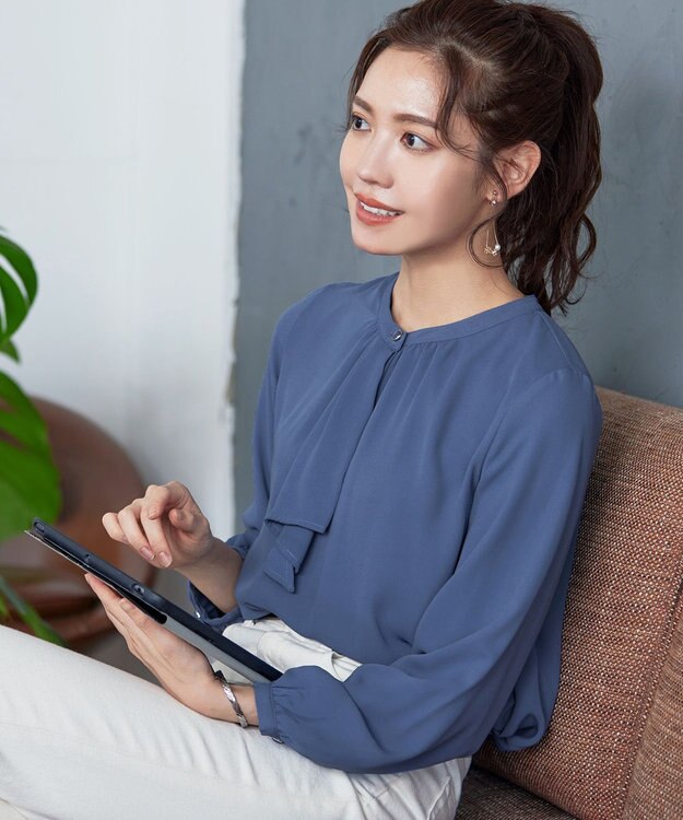 Tiaclasse 【洗える・スマート裏起毛】ジョーゼットフリルブラウス ブルー