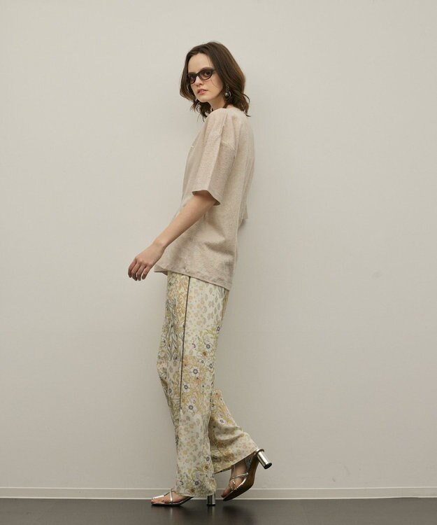 GRACE CONTINENTAL タックロゴTシャツ ベージュ