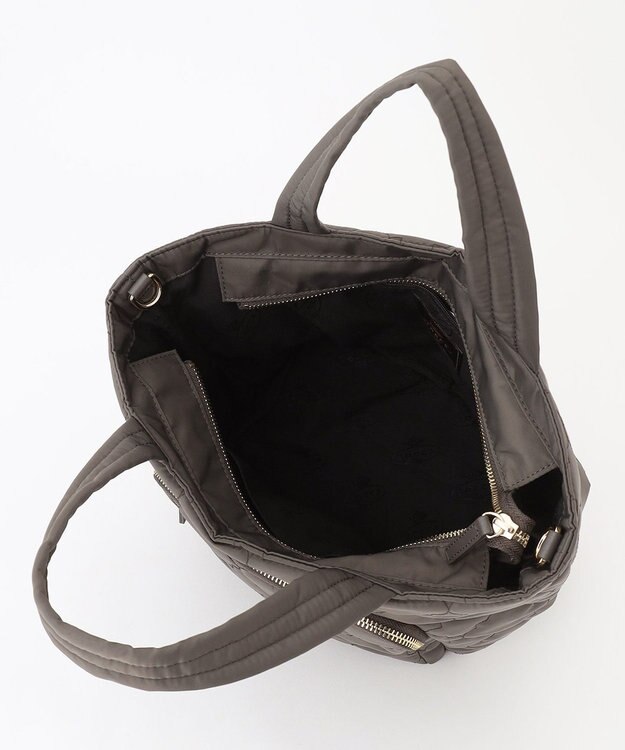 TOCCA 【撥水】CHECKER CLOVER QUILT BAG トートバッグ カーキ系