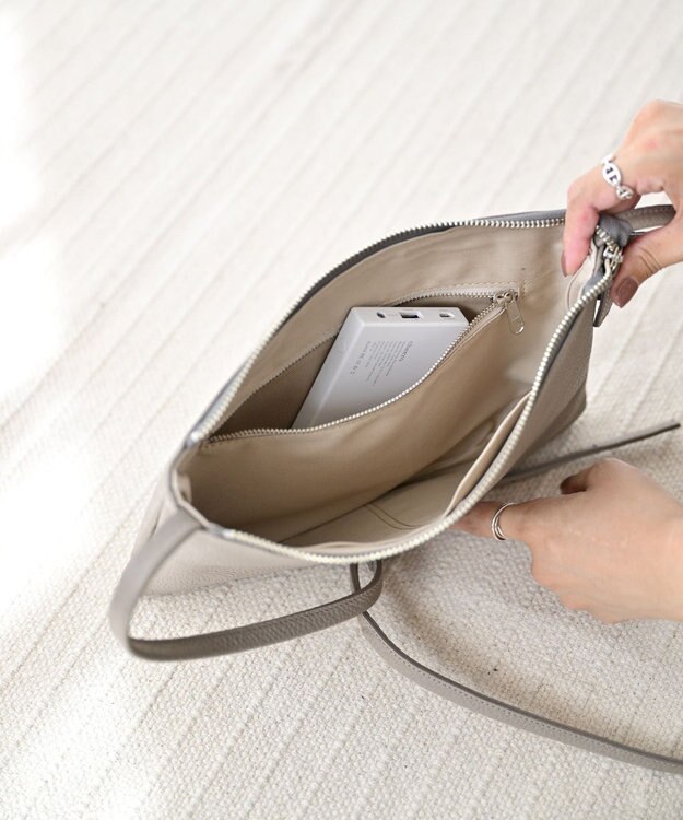 Hekhèr Le Style de Vie 新色追加【日本製】シュリンクレザー スクエアショルダーバッグ グレージュ