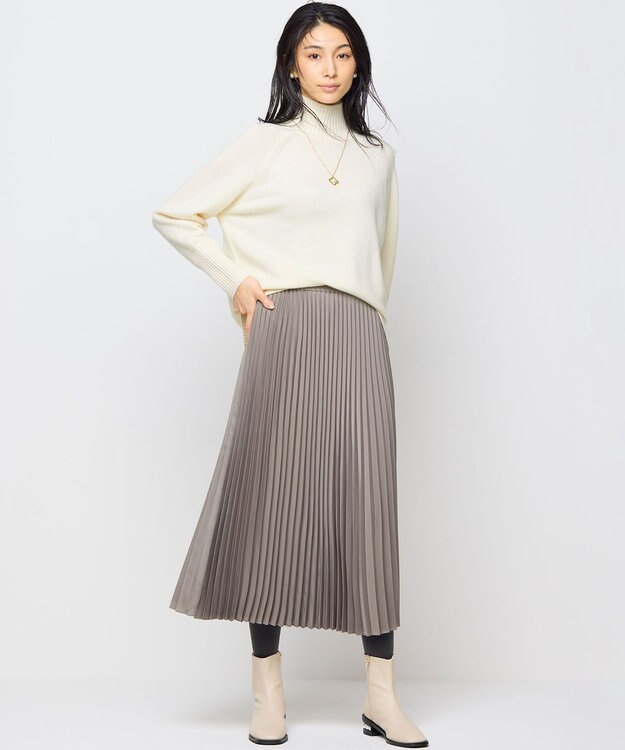 組曲 S レザーライクサテン プリーツスカート モカブラウン系