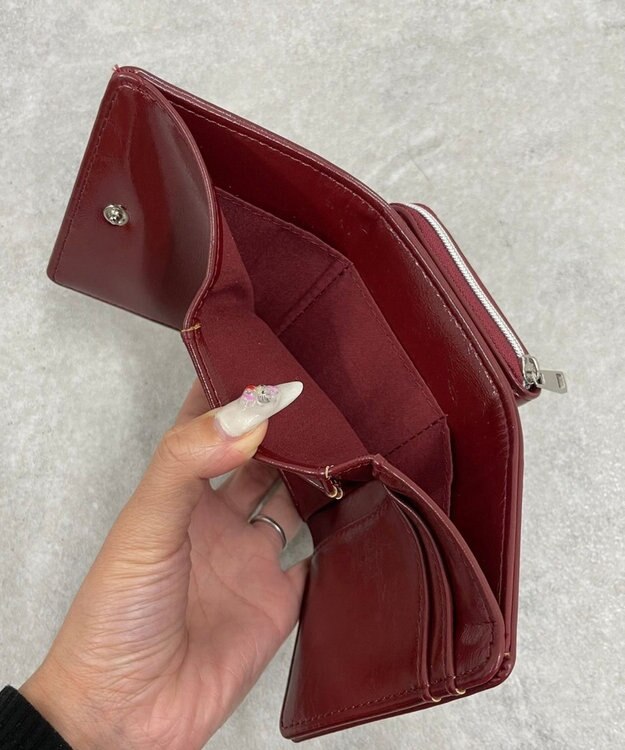 WEGO ハトメベルトフラップウォレット ワイン