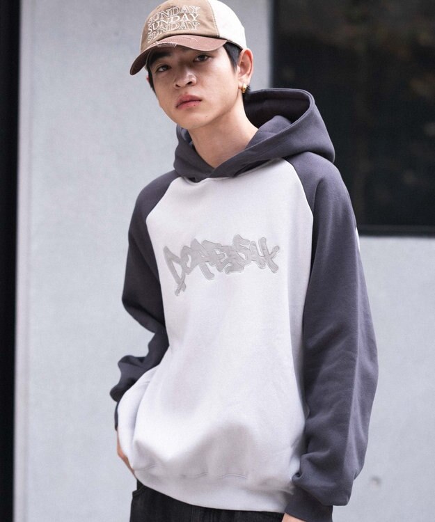 WEGO ラグランプルパーカー スミクロ