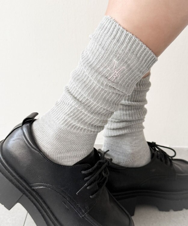 WEGO 刺繍ロゴローゲージゆるリブソックス ライトグレー