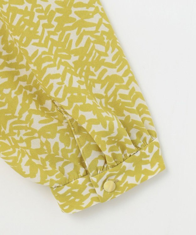 自由区 【洗える】ウェーブパターンプリント ブラウス ピスタチオ系