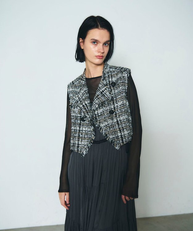 GRACE CONTINENTAL フリンジミニベスト ブラック