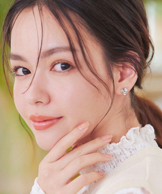 Tiaclasse 【安田美沙子さん着用・金属アレルギー対応】スウィングストーンピアス/イヤリング ピアス：シルバー