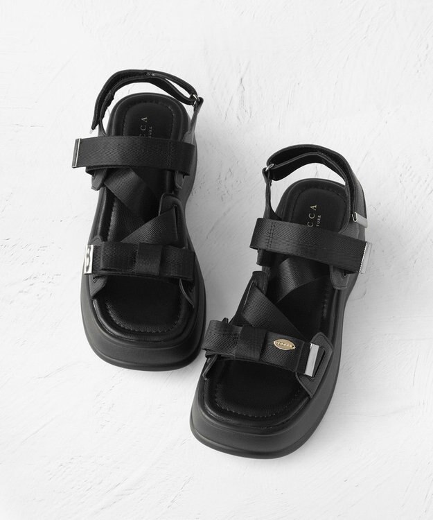 TOCCA CROSSING RIBBON SPORTS SANDALS サンダル ブラック系