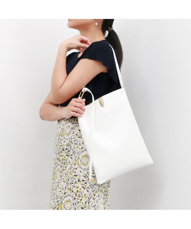 UNBILLION カカトゥ kakatoo / フリーショルダートールバッグ アイボリー