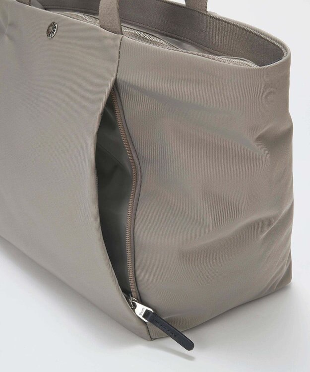 TOPKAPI 【Breath TOPKAPI】SLANT スラント ナイロン ユーティリティ トートバッグ 　A4 / 軽量 グレー