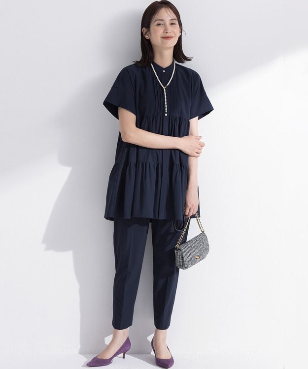 組曲 スーパーライトストレッチテーパード パンツ ネイビー系