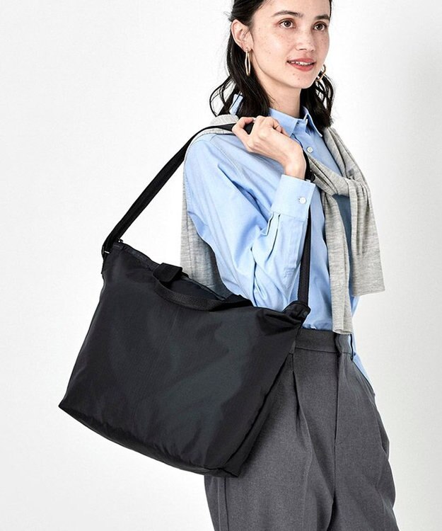 LeSportsac DELUXE EASY CARRY TOTE/リサイクルドブラックJP リサイクルドブラックJP
