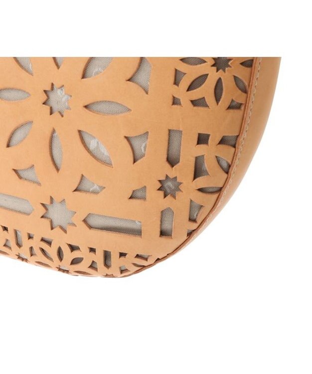 genten セイル カットワーク　ショルダーバッグ ヌメベージュ