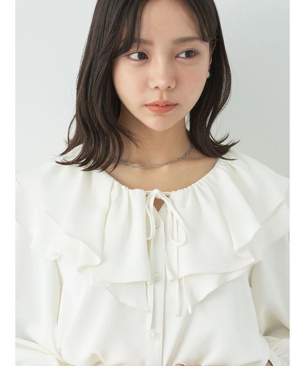 earth music&ecology メローラッフルブラウス Off White