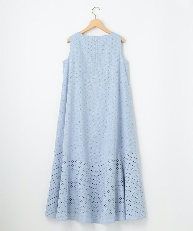 組曲 S 【WEB限定】エンブロイダリーレース ノースリーブワンピース サックス系9