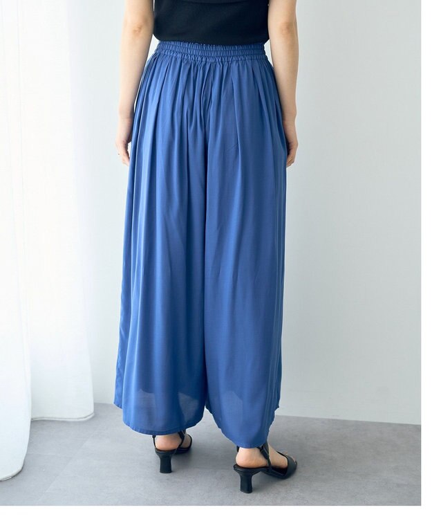 YECCA VECCA シルキータックワイドパンツ Charcoal Gray