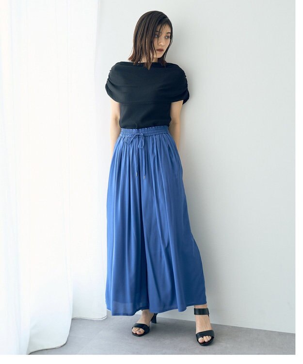 YECCA VECCA シルキータックワイドパンツ Charcoal Gray