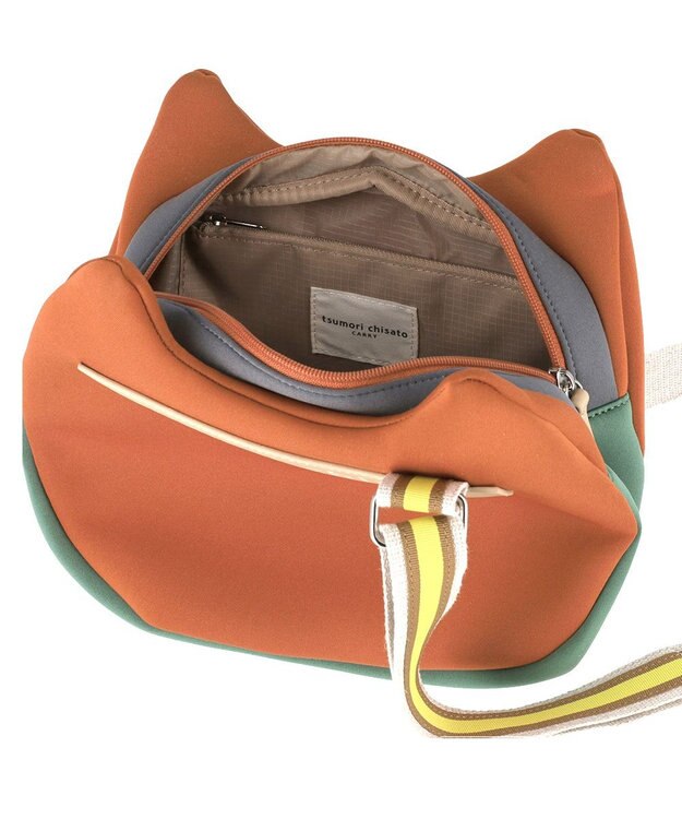 tsumori chisato CARRY ネコかおウレタン ショルダーバッグ 小サイズ 猫モチーフ オレンジ