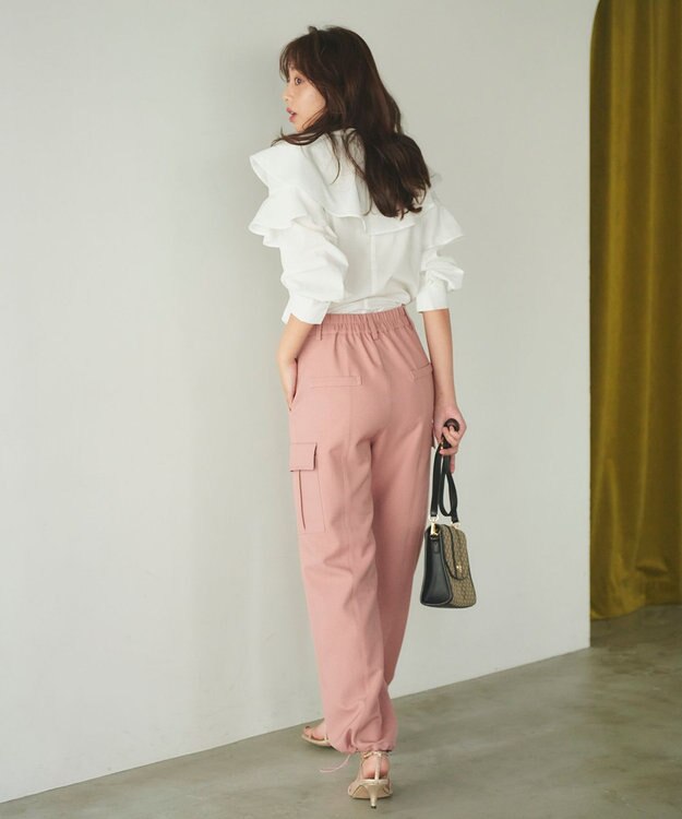 Feroux 【ONWARD CROSSET MAG掲載】パラシュートカーゴ パンツ ピンク系