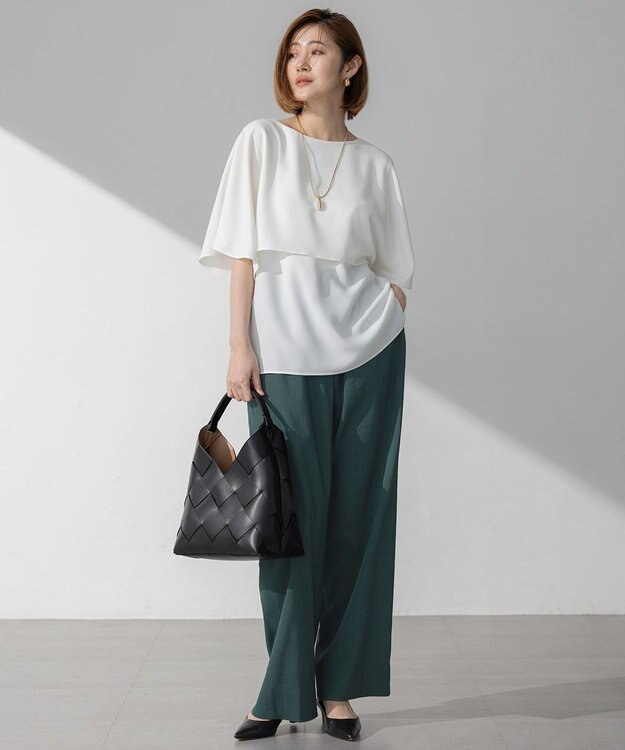 23区 L 【吸水速乾/UVカット/接触冷感】ストレッチジョーゼット  ケープデザイン カットソー ホワイト系