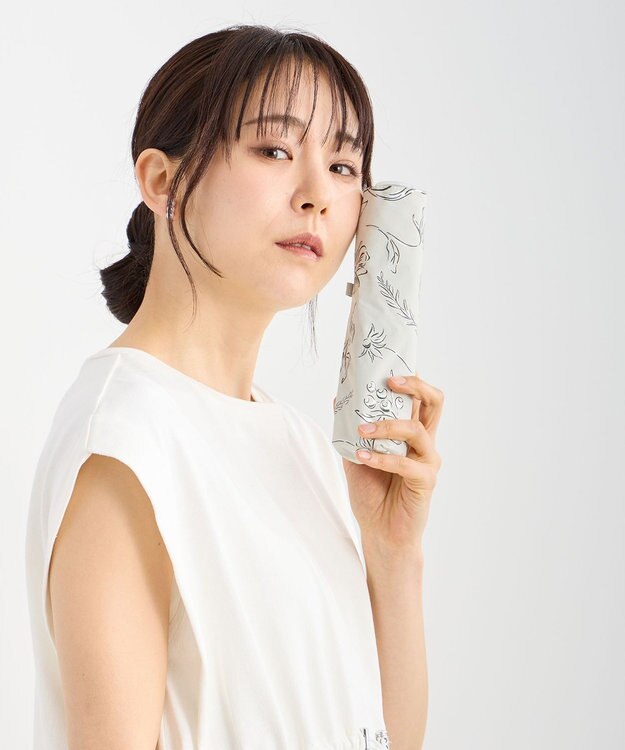 MOONBAT Fuwacool(フワクール) フワクールホワイト 晴雨兼用日傘 折りたたみ傘 シャイニープランツ 軽量 一級遮光／遮熱／UV オフホワイト