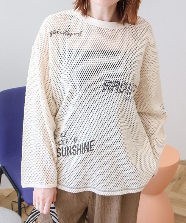 AMERICAN HOLIC 【WEB限定】ランダムロゴメッシュロングTシャツ/チュニック Ivory