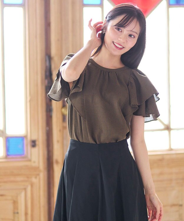 Feroux 【洗える】袖フリルブラウス ダークブラウン系1