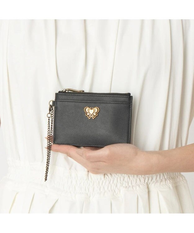 ANNA SUI ウィング ファスナー付パスケース クロ