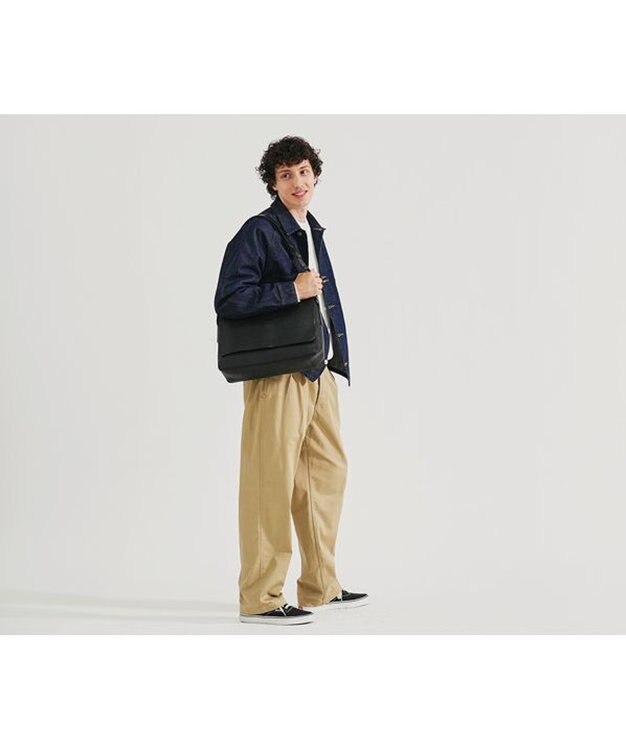 genten ミネルヴァ ショルダーバッグ クロ