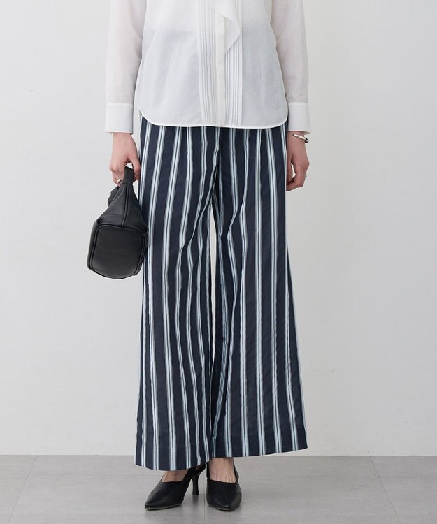 ICB L サッカードビーストライプ ワイドパンツ ネイビー×サックスストライプ