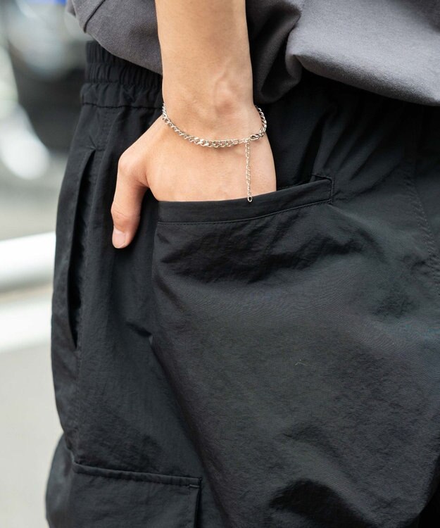 WEGO 【撥水/速乾/ウエストゴム/ユニセックス着用ITEM/MLサイズ展開】ナイロンイージーバギーカーゴショーツ ブラック