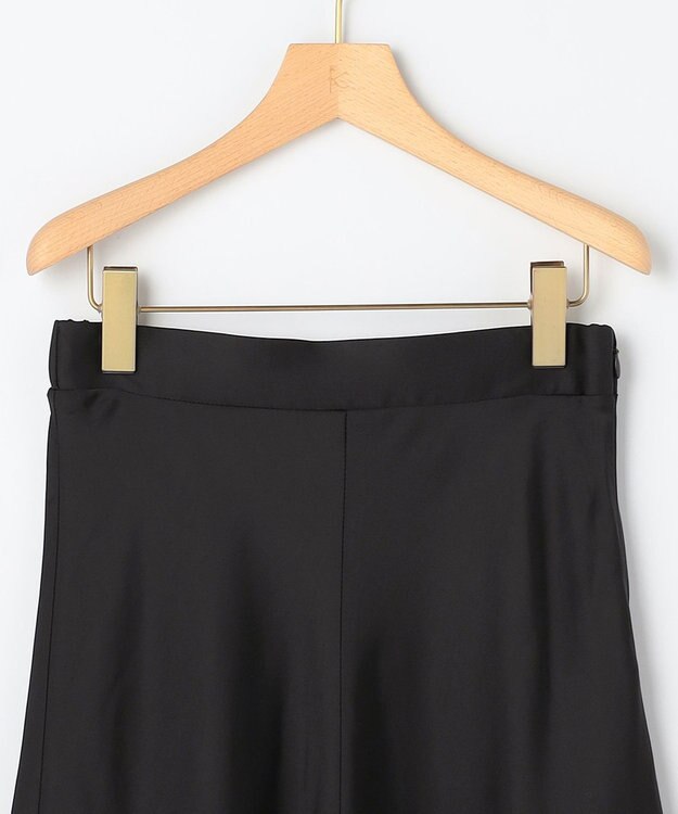 組曲 【WEB限定】サテンナロー スカート ブラック系