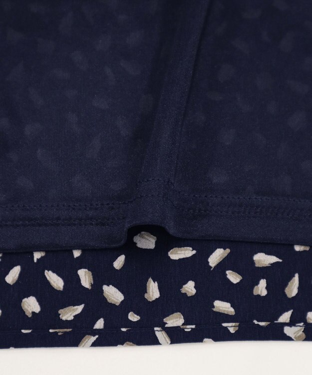 Tiaclasse 【洗える】柄プリントブラウス ネイビー