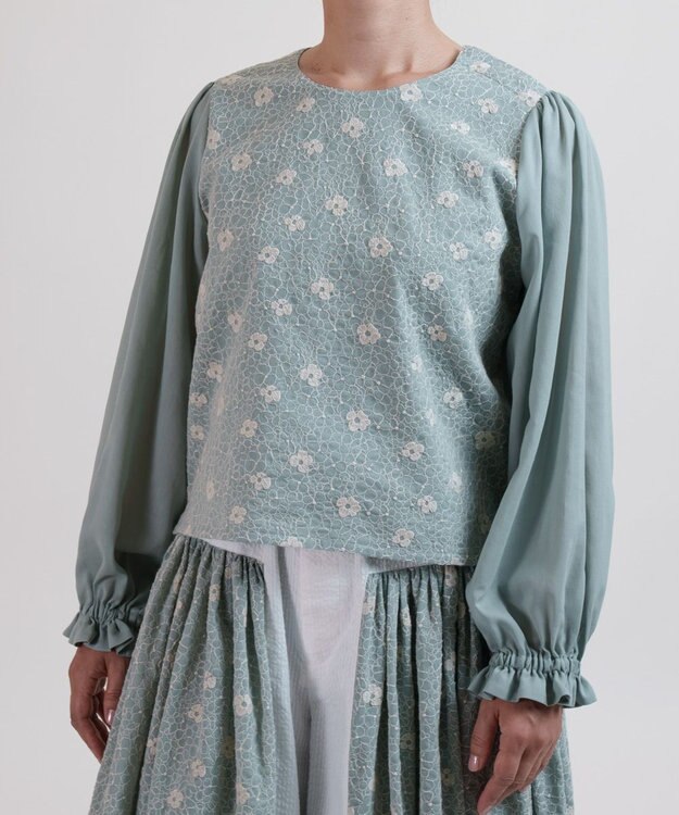 muuc 【手刺繍のような刺繍が美しい】ハイドランジア ブラウス ブルー