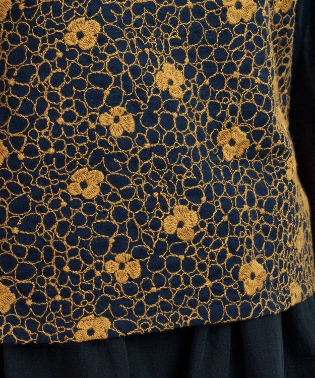 muuc 【手刺繍のような刺繍が美しい】ハイドランジア ブラウス ネイビー